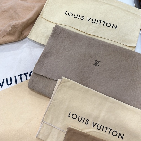 Louis Vuitton Dust Bag (choose one) - Picture 3 of 7